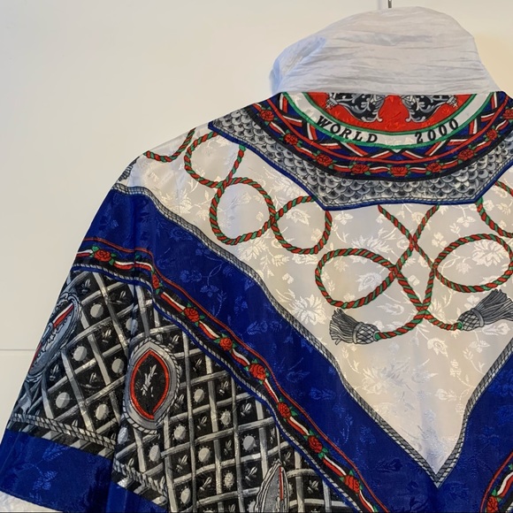 Northern Climate | Windbreaker Jacket - Picture 13 of 16